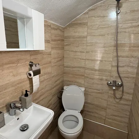 Daire Maisonette Near