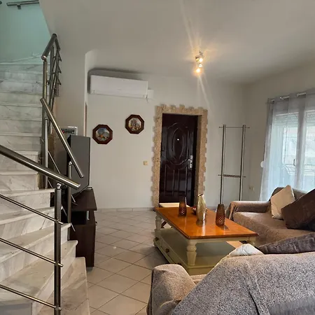 Lägenhet Maisonette Near Pefkochori