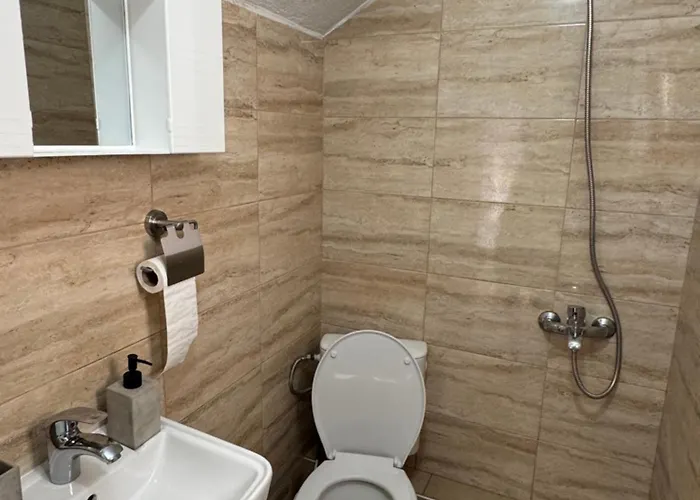 Maisonette Near Apartamento *