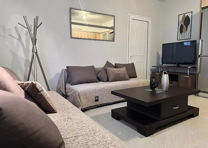 Apartamento Maisonette Near *